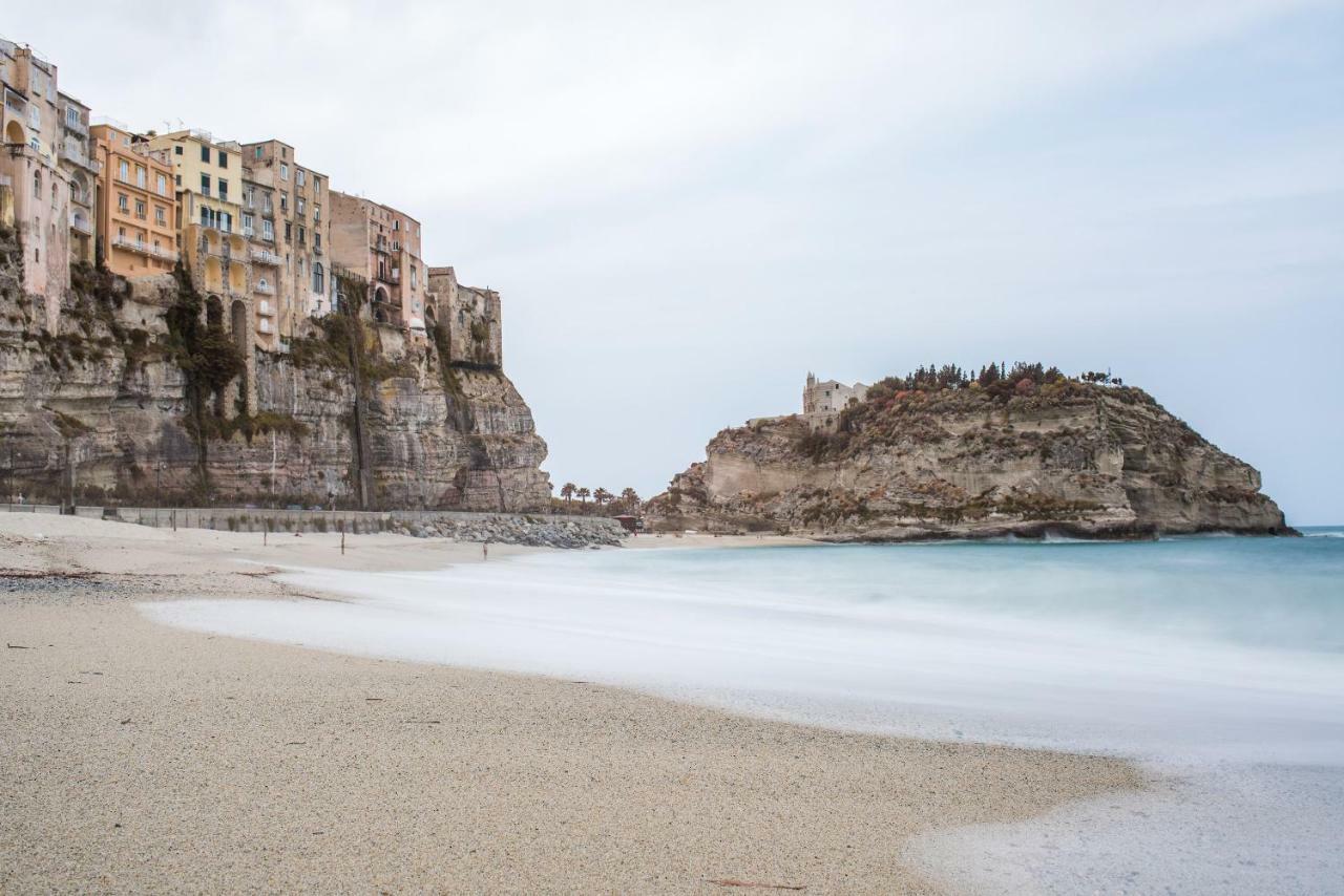 Apartamento Astoria Tropea Centro Storico Exterior foto