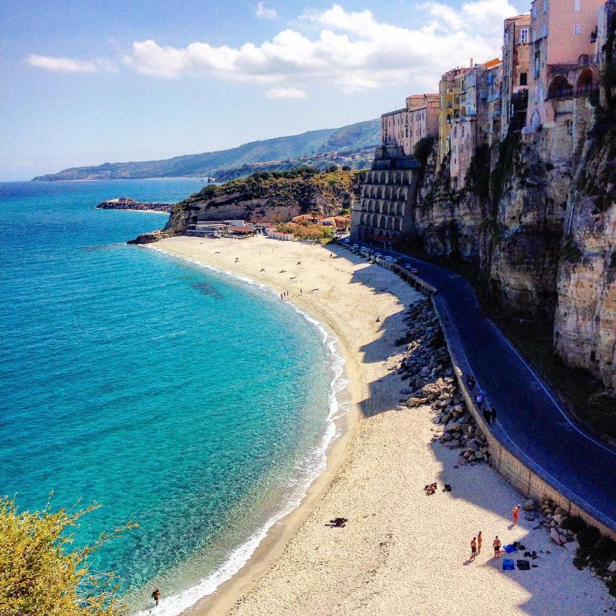 Apartamento Astoria Tropea Centro Storico Exterior foto